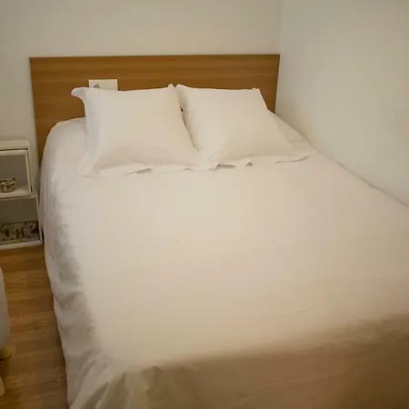 Apartamento Infantes 75 *