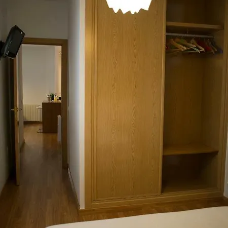 Apartamento Infantes 75 Apartment *
